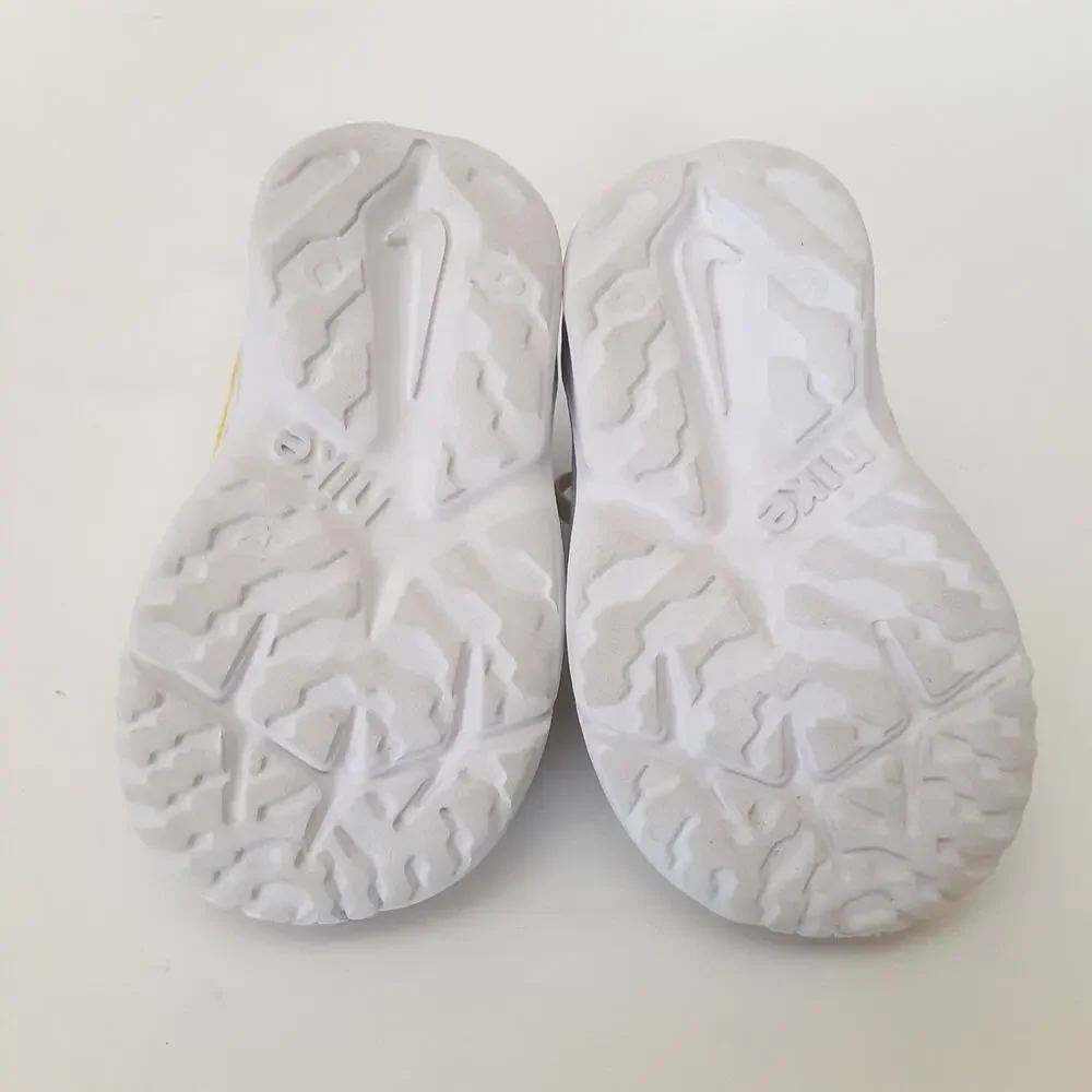 Nike Star Runner 4 Low Top Sneakers Baby 6C Toddler Running Shoes White Yellow